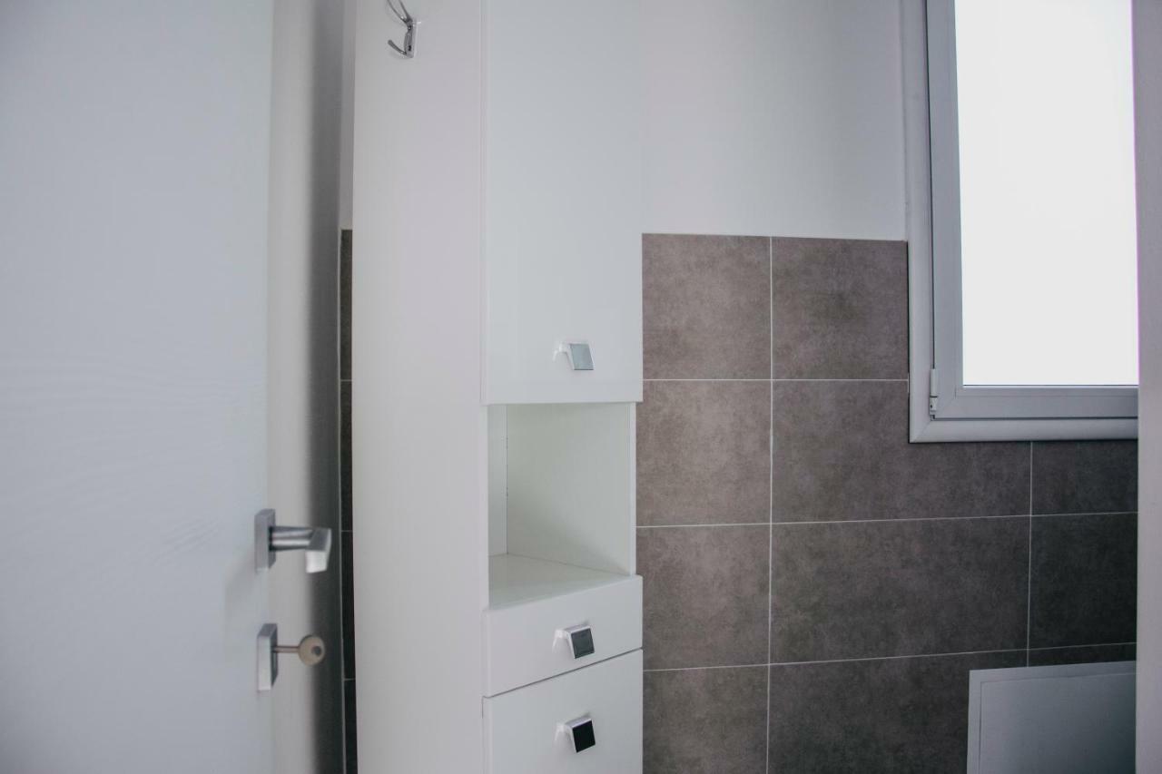 Milva'S Apartment ロッツォラーイ エクステリア 写真