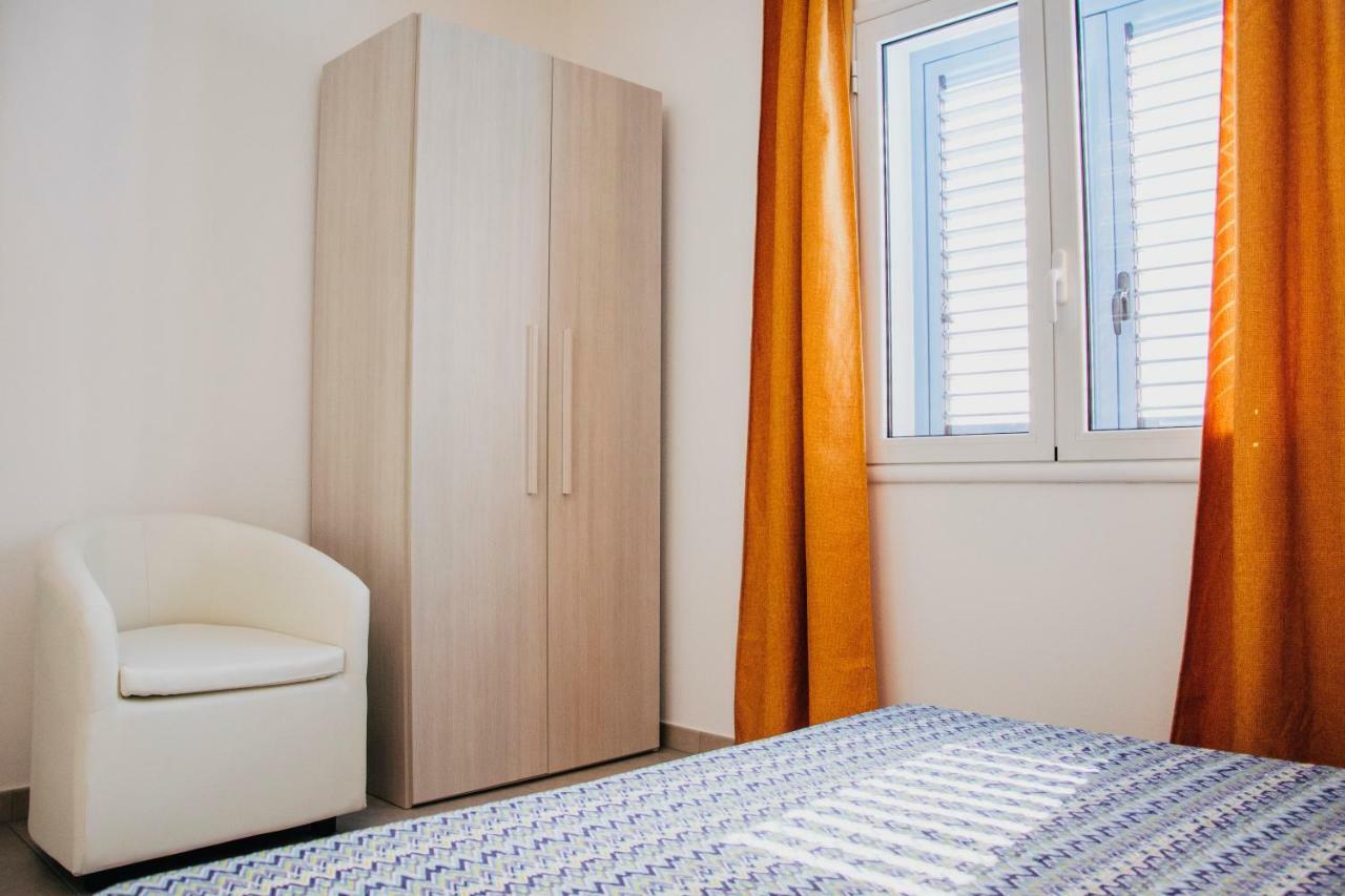 Milva'S Apartment ロッツォラーイ エクステリア 写真