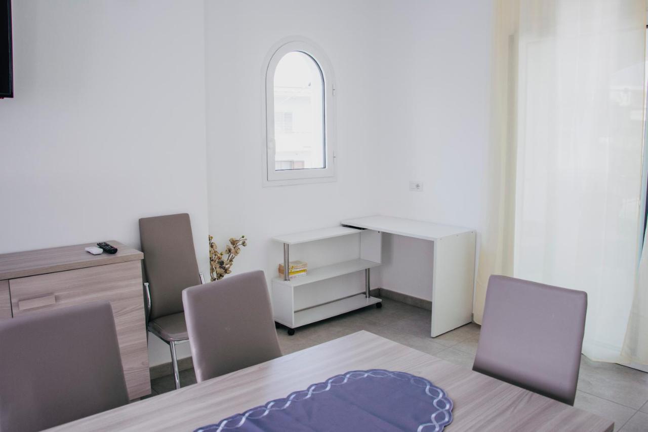 Milva'S Apartment ロッツォラーイ エクステリア 写真